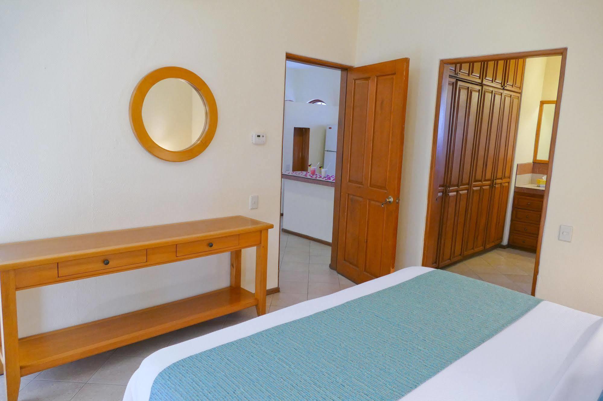 El Ameyal Hotel And Family Suites Кабо-Сан-Лукас Екстер'єр фото